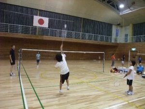 バドミントン